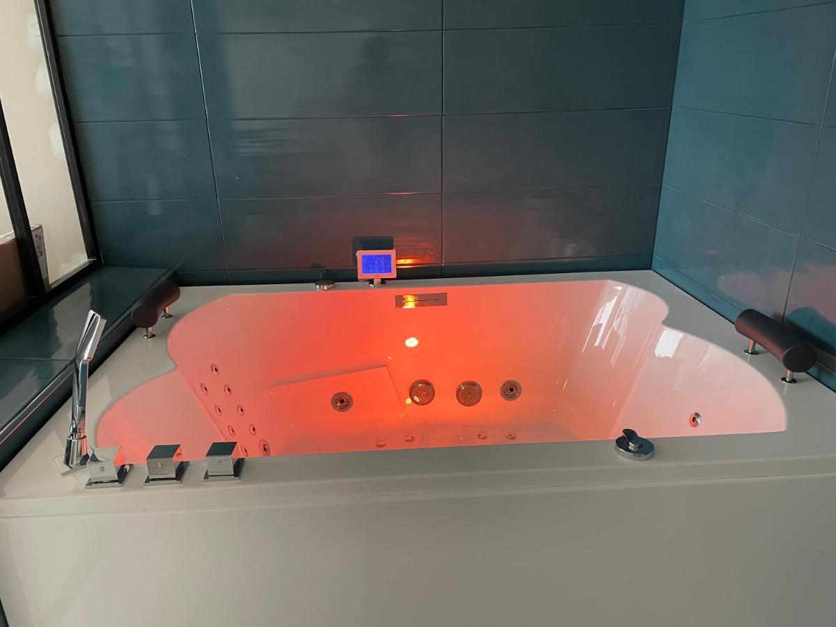 Appartement Luxe Balneotherapie Au Village Naturiste Du Cap D'แอกด์ ภายนอก รูปภาพ